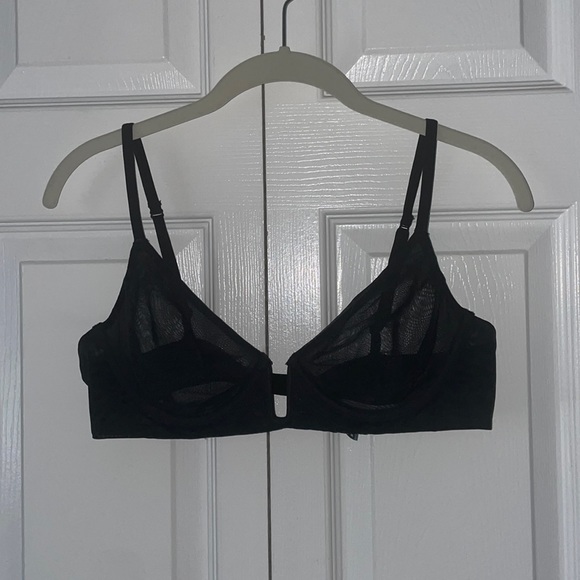 SKIMS Mesh One Wire Plunge Bra - Picture 2 of 4